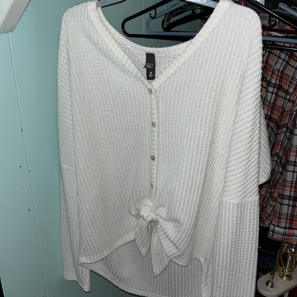 White Ayla Long Long Sleeve Button Down - Picture 2 of 2